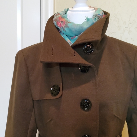 La Nouvelle Renaissance Coat - Picture 2 of 8